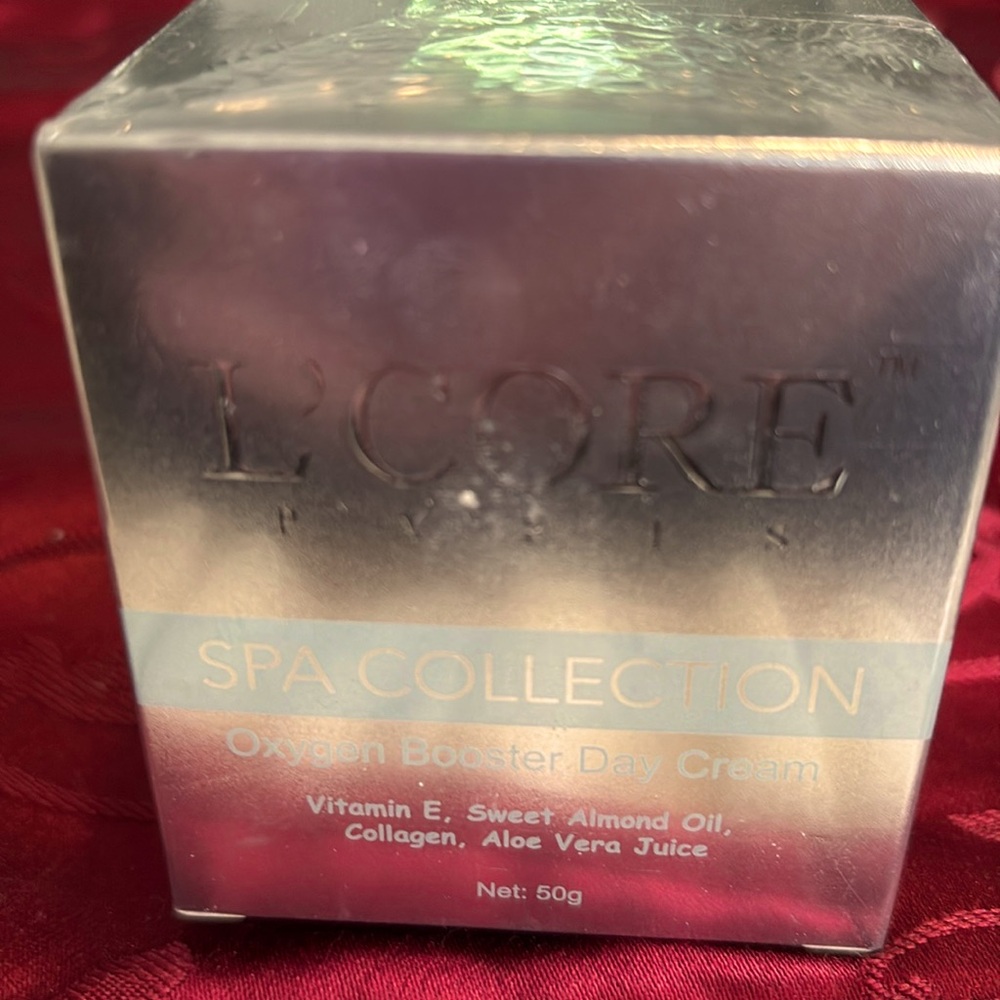 NEW L’Core Spa Collection Oxygen booster day cream 50g